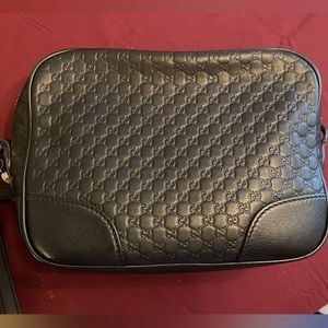 Gucci black leather Guccissima Mini Bree crossbody